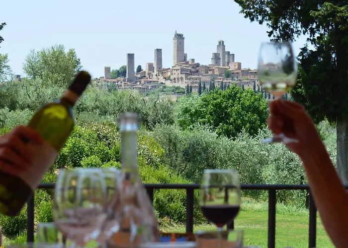 Tenuta Guardastelle - Agriturismo&vineyard San Gimignano